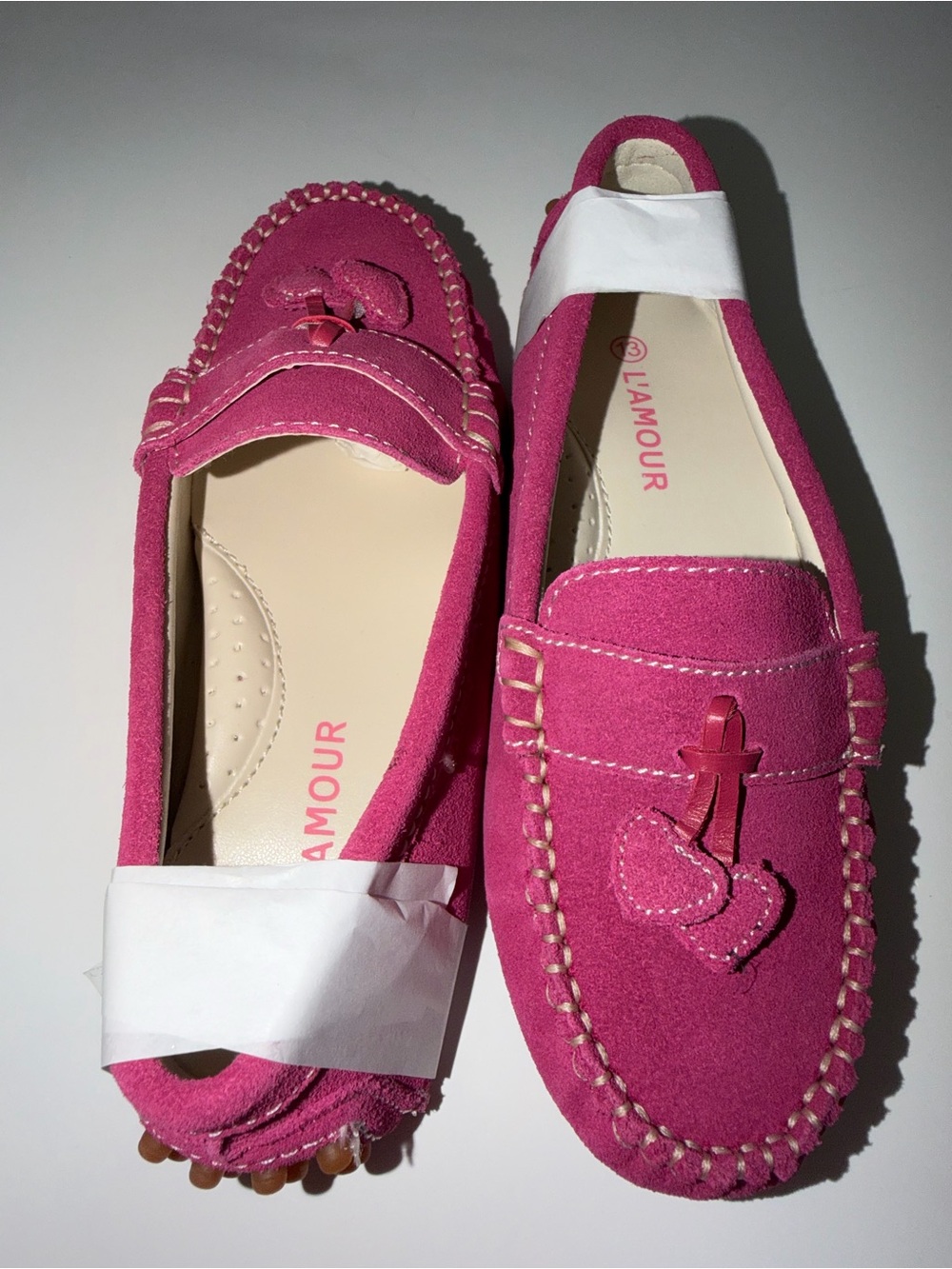 NWT L'Amour Girls Size 13 Fuchsia Suede Driving Moccasins | Heart Tassel